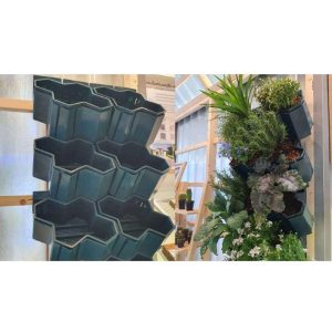 Alternative view of ชุดจัดสวนแนวตั้ง SCG โมดูล่ากรีน ไฮฟ์ V2 N ชุด DIY